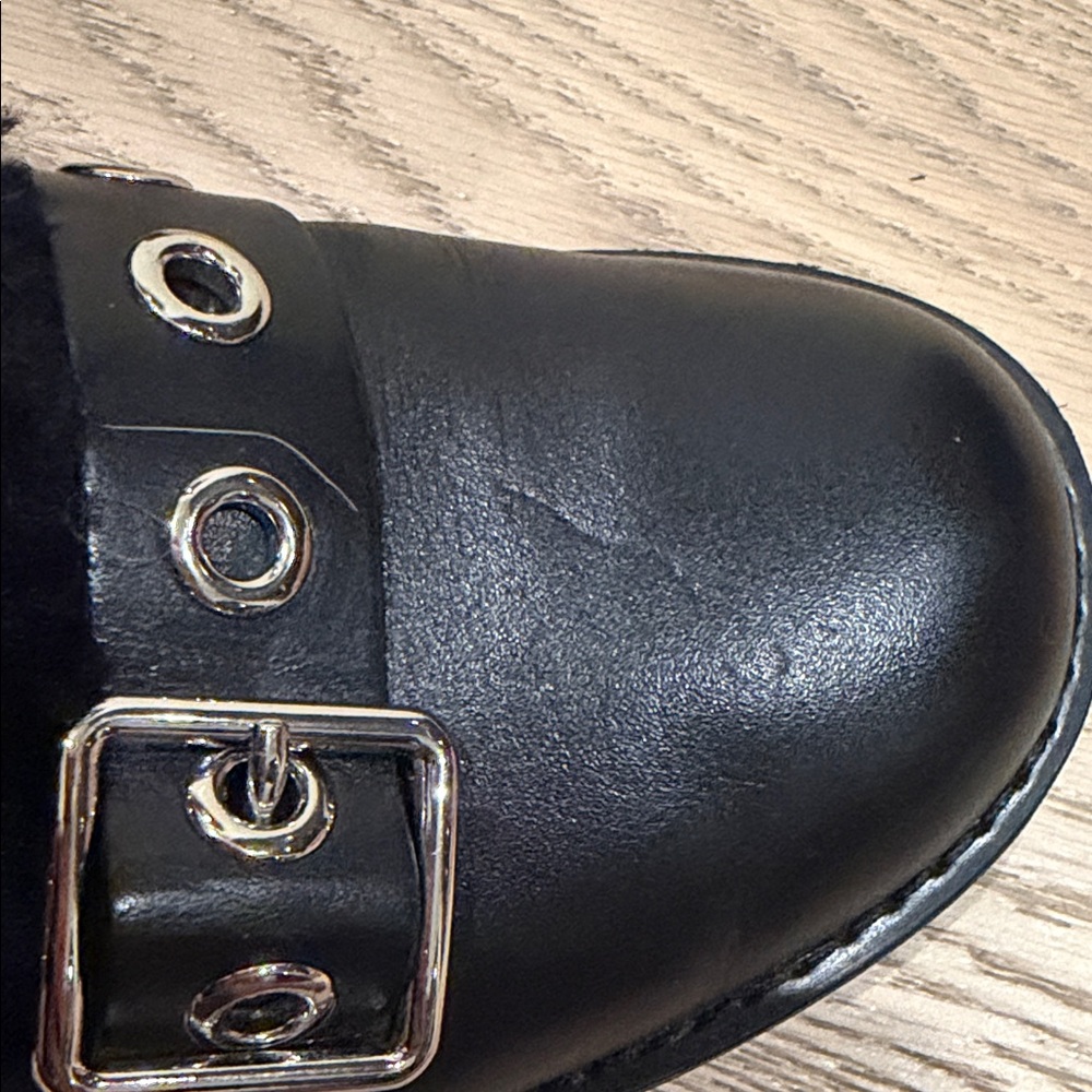 Marc by Marc Jacobs Black Shearling Lace-Up Buckle Ankle Boots.. size 10 - Picture 8 of 10